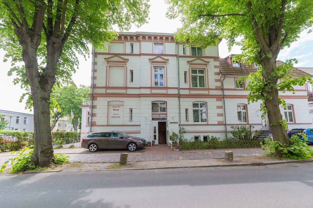 Hotel Haus Troja Rostock Exterior foto